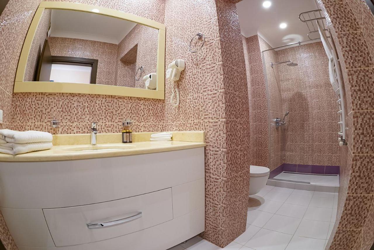 אודסה Grand Otrada Hotel Resort & Spa מראה חיצוני תמונה