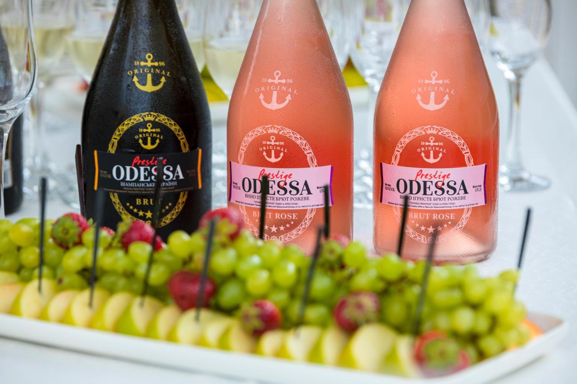 אודסה Grand Otrada Hotel Resort & Spa מראה חיצוני תמונה