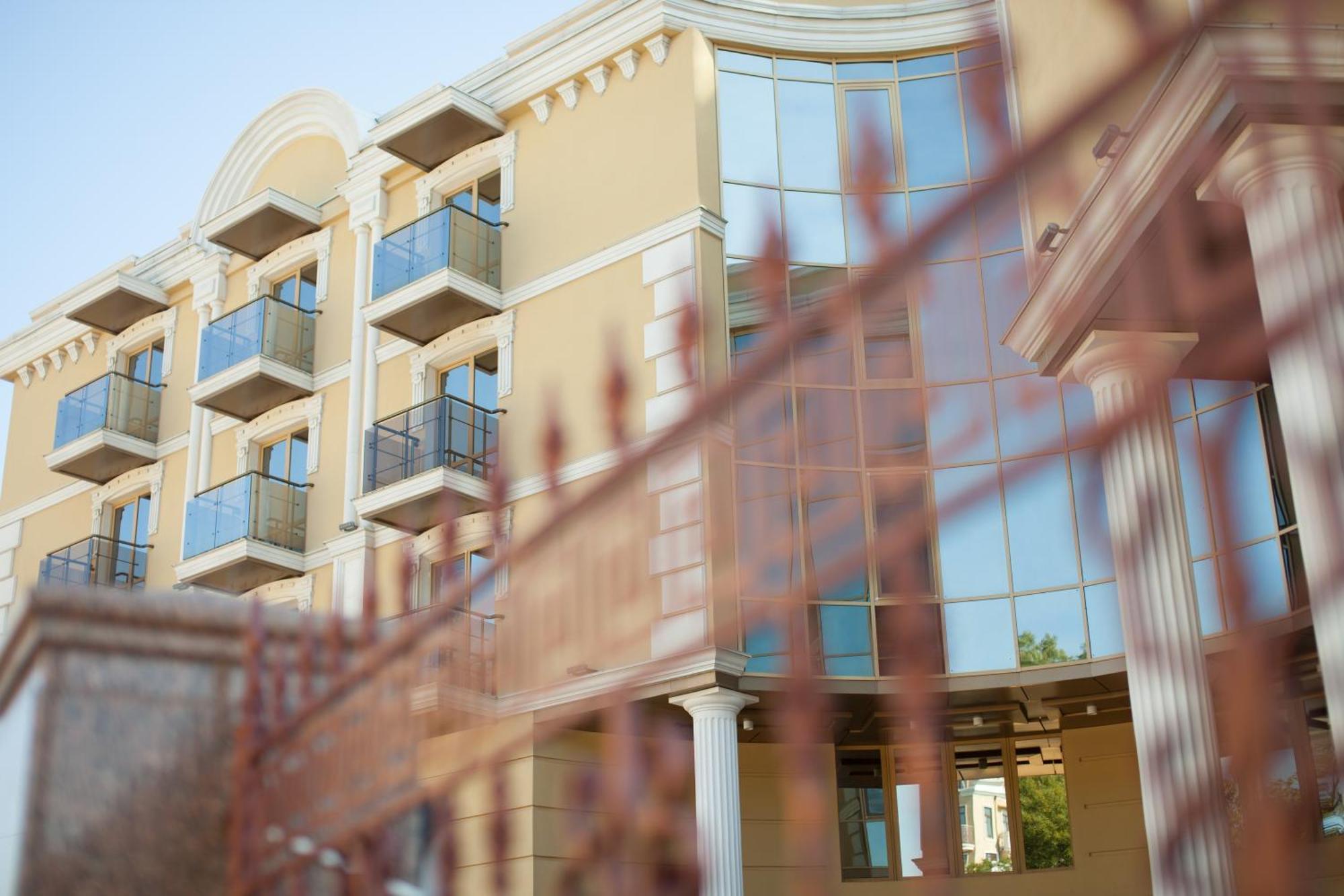 אודסה Grand Otrada Hotel Resort & Spa מראה חיצוני תמונה