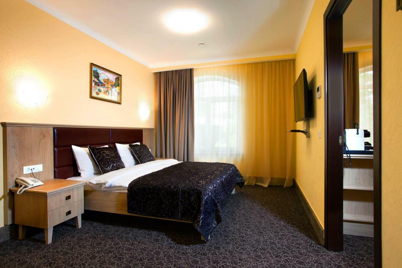 אודסה Grand Otrada Hotel Resort & Spa מראה חיצוני תמונה