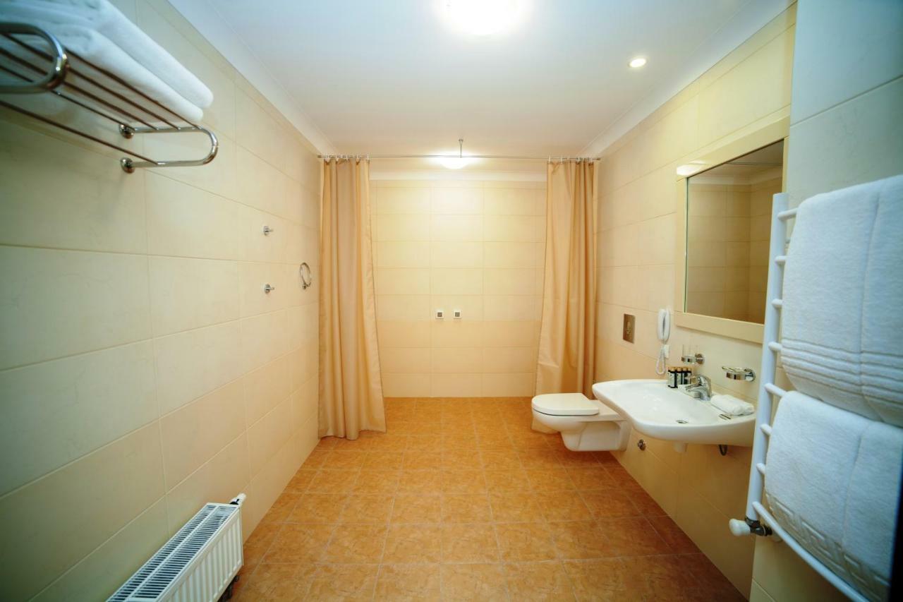 אודסה Grand Otrada Hotel Resort & Spa מראה חיצוני תמונה