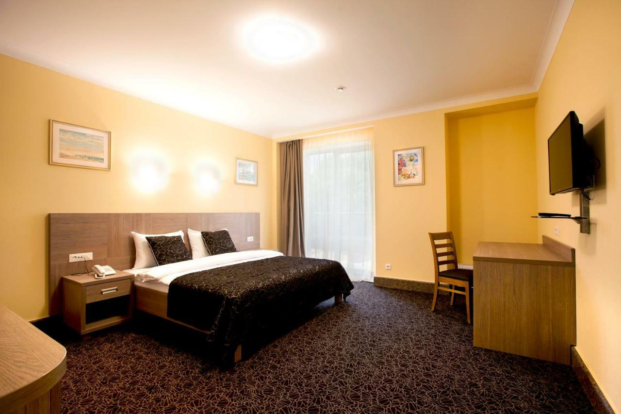 אודסה Grand Otrada Hotel Resort & Spa מראה חיצוני תמונה